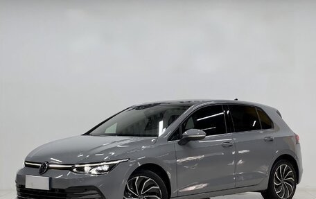 Volkswagen Golf VIII, 2024 год, 2 060 000 рублей, 1 фотография