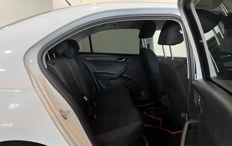 Skoda Rapid I, 2017 год, 1 080 000 рублей, 17 фотография