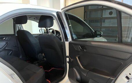 Skoda Rapid I, 2017 год, 1 080 000 рублей, 26 фотография