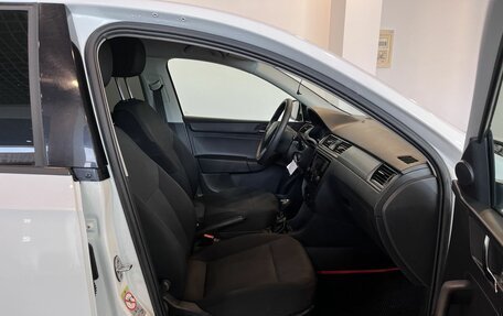 Skoda Rapid I, 2017 год, 1 080 000 рублей, 29 фотография