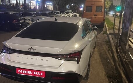 Hyundai Elantra, 2023 год, 1 645 000 рублей, 4 фотография