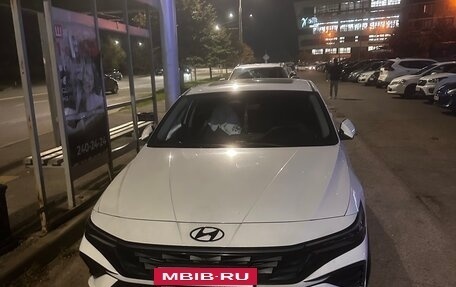 Hyundai Elantra, 2023 год, 1 645 000 рублей, 2 фотография