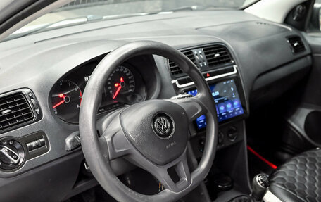 Volkswagen Polo VI (EU Market), 2017 год, 830 000 рублей, 15 фотография