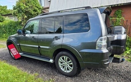 Mitsubishi Pajero IV, 2015 год, 3 200 000 рублей, 10 фотография