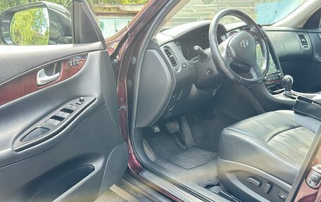 Infiniti QX50 I рестайлинг, 2015 год, 2 050 000 рублей, 16 фотография