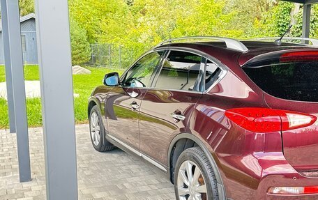 Infiniti QX50 I рестайлинг, 2015 год, 2 050 000 рублей, 29 фотография