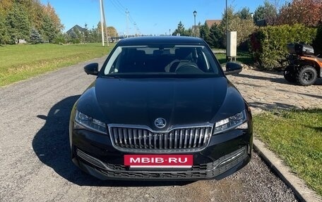 Skoda Superb III рестайлинг, 2025 год, 3 100 000 рублей, 2 фотография