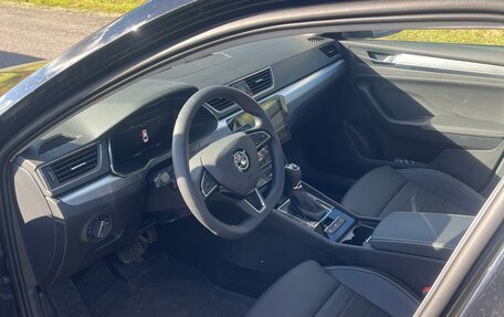 Skoda Superb III рестайлинг, 2025 год, 3 100 000 рублей, 9 фотография