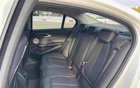 BMW 1 серия, 2023 год, 1 780 000 рублей, 16 фотография