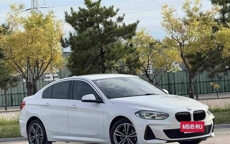 BMW 1 серия, 2023 год, 1 780 000 рублей, 4 фотография