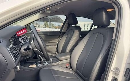 BMW 1 серия, 2023 год, 1 780 000 рублей, 14 фотография
