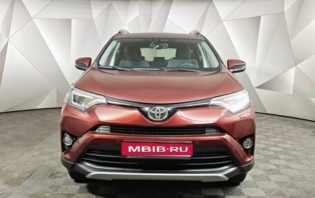 Toyota RAV4, 2018 год, 2 100 000 рублей, 7 фотография