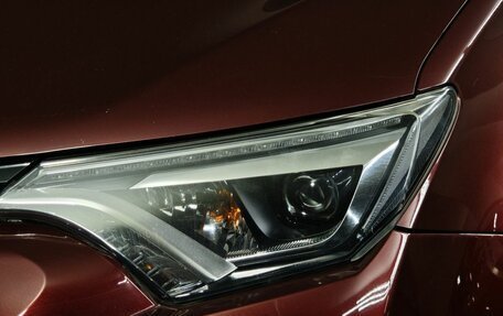 Toyota RAV4, 2018 год, 2 100 000 рублей, 10 фотография