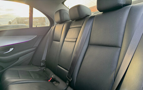 Mercedes-Benz E-Класс, 2019 год, 3 255 000 рублей, 14 фотография