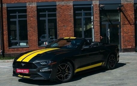 Ford Mustang VI рестайлинг, 2018 год, 2 320 000 рублей, 1 фотография