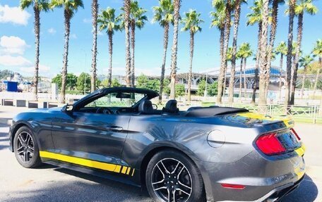 Ford Mustang VI рестайлинг, 2018 год, 2 320 000 рублей, 9 фотография