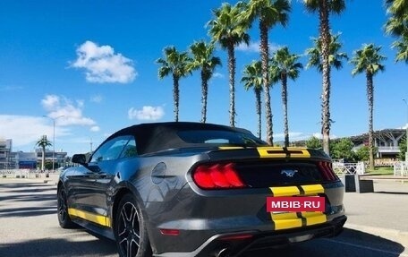 Ford Mustang VI рестайлинг, 2018 год, 2 320 000 рублей, 6 фотография