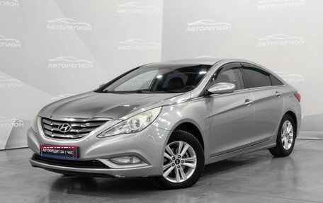 Hyundai Sonata VI, 2010 год, 910 000 рублей, 1 фотография