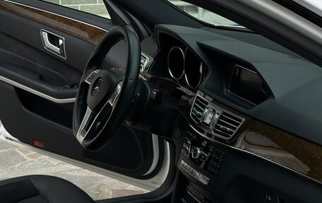 Mercedes-Benz E-Класс, 2013 год, 1 980 000 рублей, 5 фотография