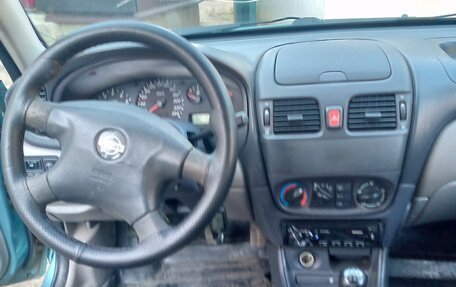 Nissan Almera, 2002 год, 350 000 рублей, 6 фотография