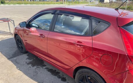 Hyundai Solaris II рестайлинг, 2011 год, 670 000 рублей, 4 фотография