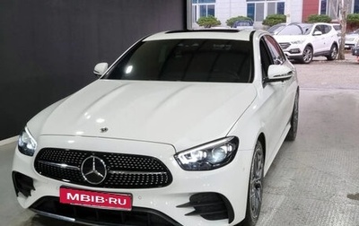 Mercedes-Benz E-Класс, 2023 год, 4 700 000 рублей, 1 фотография