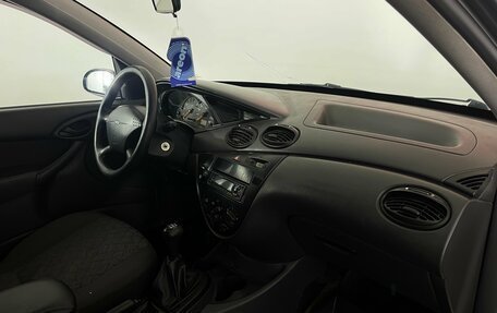 Ford Focus IV, 2001 год, 350 000 рублей, 9 фотография