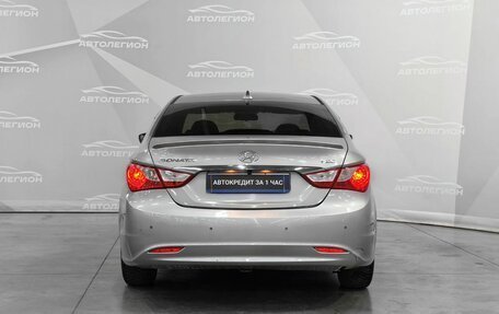 Hyundai Sonata VI, 2010 год, 910 000 рублей, 4 фотография