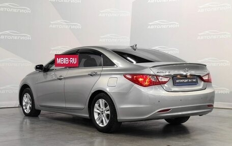 Hyundai Sonata VI, 2010 год, 910 000 рублей, 3 фотография