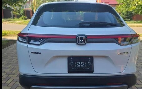 Honda Vezel, 2023 год, 2 452 000 рублей, 6 фотография
