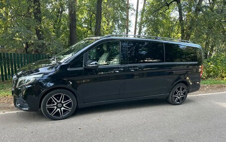 Mercedes-Benz V-Класс, 2022 год, 9 500 000 рублей, 5 фотография