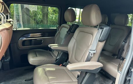 Mercedes-Benz V-Класс, 2022 год, 9 500 000 рублей, 10 фотография
