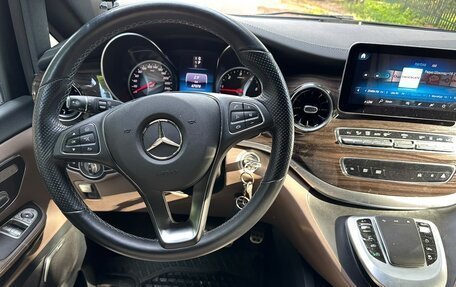 Mercedes-Benz V-Класс, 2022 год, 9 500 000 рублей, 16 фотография