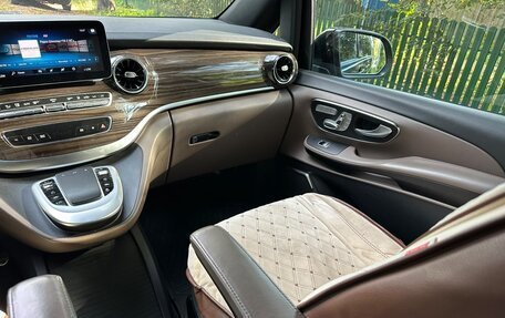 Mercedes-Benz V-Класс, 2022 год, 9 500 000 рублей, 15 фотография