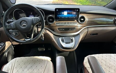 Mercedes-Benz V-Класс, 2022 год, 9 500 000 рублей, 13 фотография