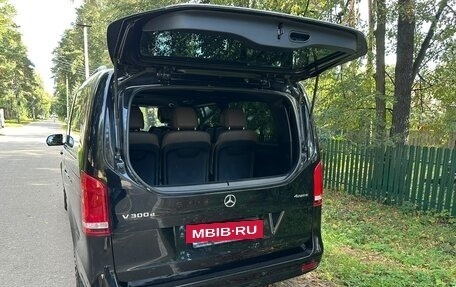 Mercedes-Benz V-Класс, 2022 год, 9 500 000 рублей, 2 фотография