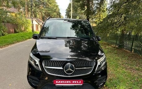 Mercedes-Benz V-Класс, 2022 год, 9 500 000 рублей, 21 фотография