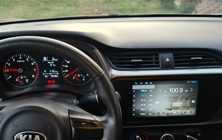 KIA Rio IV, 2021 год, 1 710 000 рублей, 9 фотография