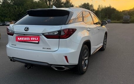 Lexus RX IV рестайлинг, 2018 год, 3 400 000 рублей, 6 фотография