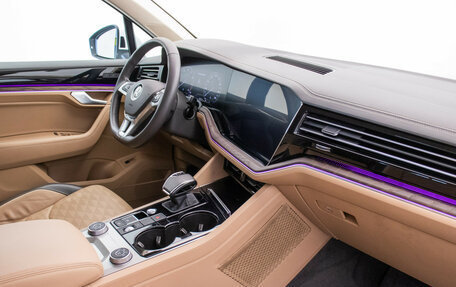 Volkswagen Touareg III, 2020 год, 4 295 000 рублей, 10 фотография