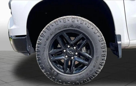 Chevrolet Silverado, 2022 год, 7 868 553 рублей, 7 фотография