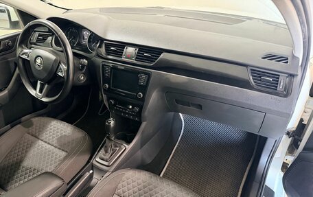 Skoda Rapid I, 2018 год, 1 220 000 рублей, 13 фотография
