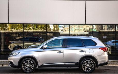 Mitsubishi Outlander III рестайлинг 3, 2018 год, 1 948 777 рублей, 9 фотография