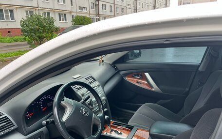 Toyota Camry, 2009 год, 1 000 000 рублей, 3 фотография
