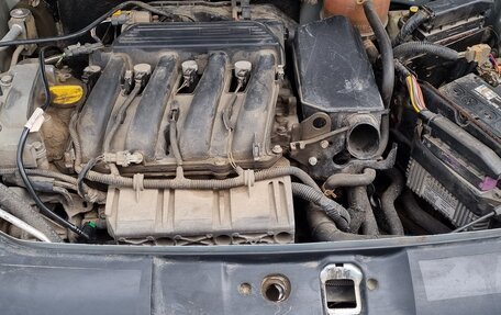 Renault Clio III, 2002 год, 300 000 рублей, 12 фотография