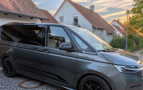 Volkswagen Multivan, 2026 год, 4 350 000 рублей, 3 фотография