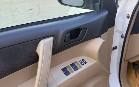 Toyota Highlander III, 2009 год, 1 431 000 рублей, 6 фотография