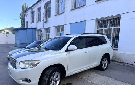 Toyota Highlander III, 2009 год, 1 431 000 рублей, 3 фотография