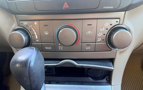 Toyota Highlander III, 2009 год, 1 431 000 рублей, 14 фотография