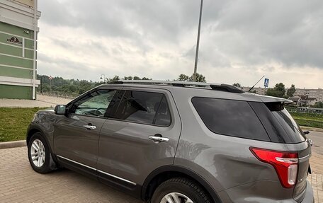 Ford Explorer VI, 2012 год, 1 590 000 рублей, 2 фотография